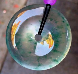 缅甸翡翠玉石 互联网浪潮下，实体珠宝店的盈利困境